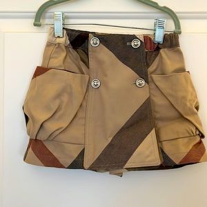 Burberry girl skirt